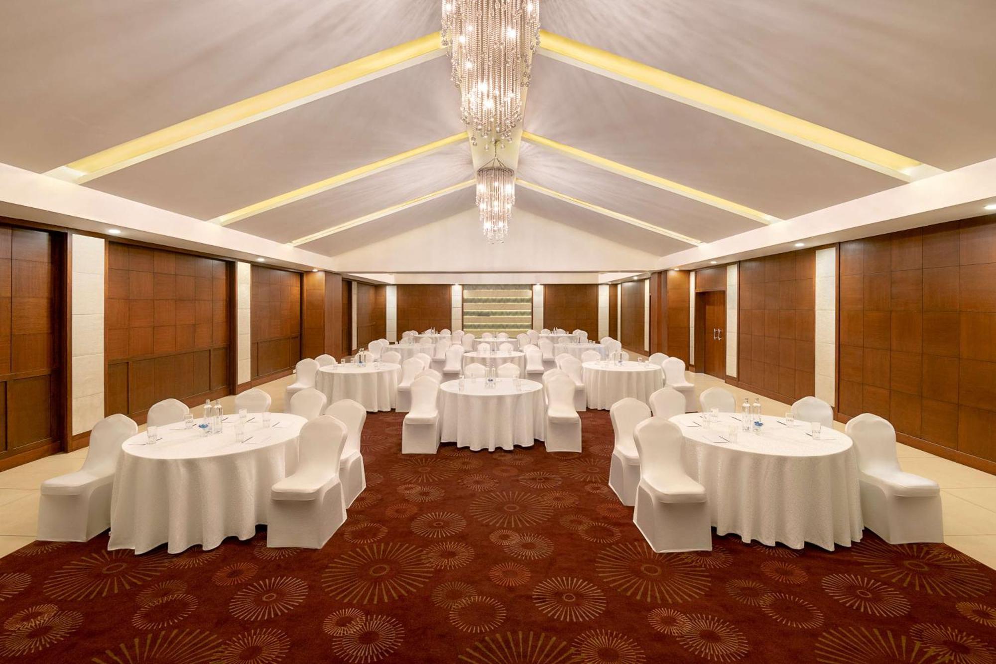 La Estoria, Goa -ihcl Seleqtions Candolim